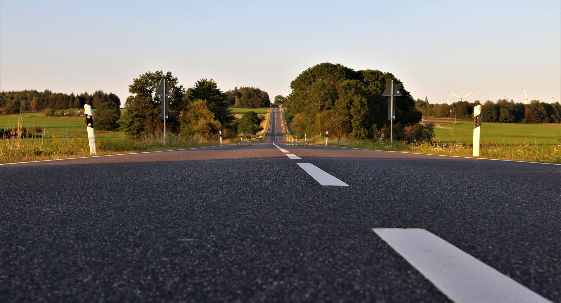 transportation-road-highway-land-rural